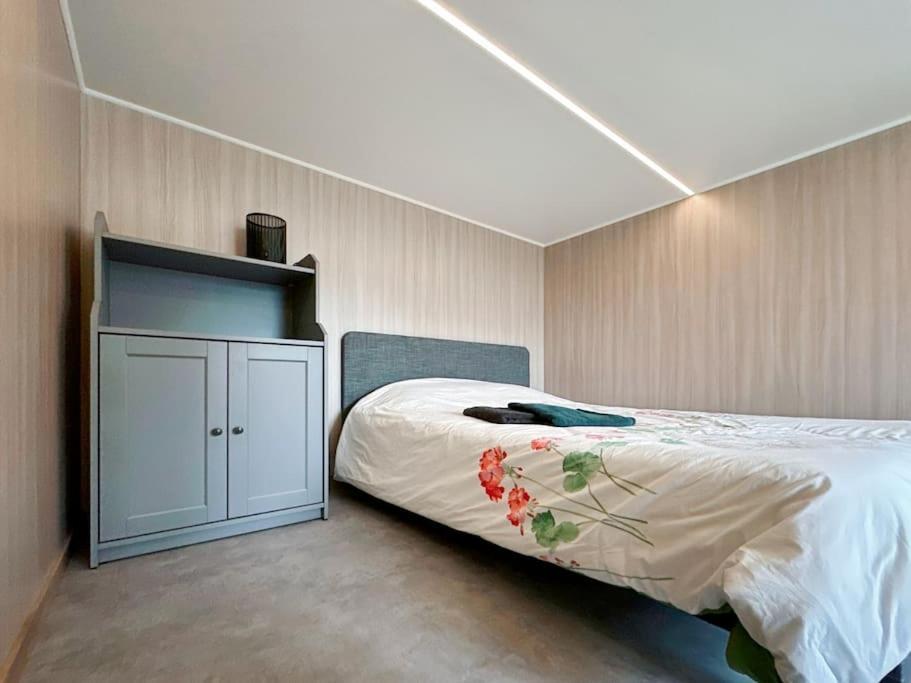 Tiny House Pour 4 A Disneyland Paris Coutevroult Exterior photo